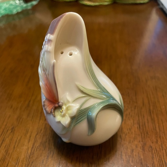 FRANZ Collection Papillon Butterfly Pepper Shaker - Like New Condition - Picture 6 of 12
